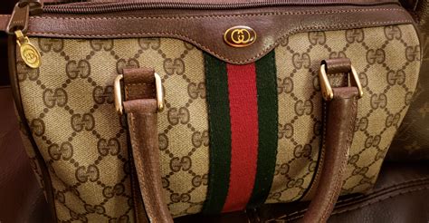 How to Tell if a Gucci Purse is Real: A Friendly Guide 